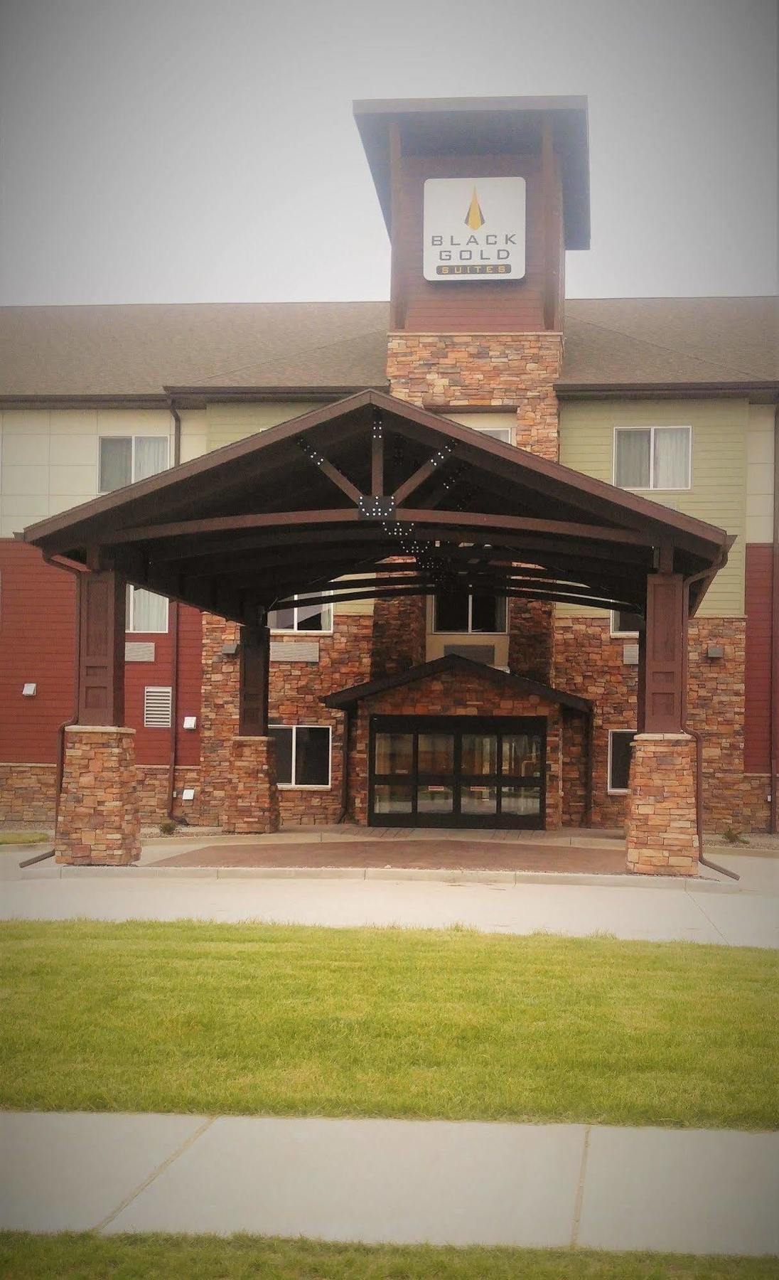 Inn At Hunters Run Watford City Esterno foto